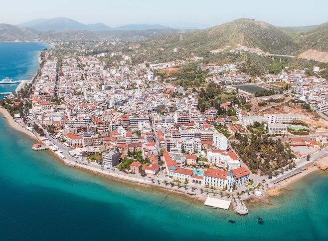 Евија со Атина